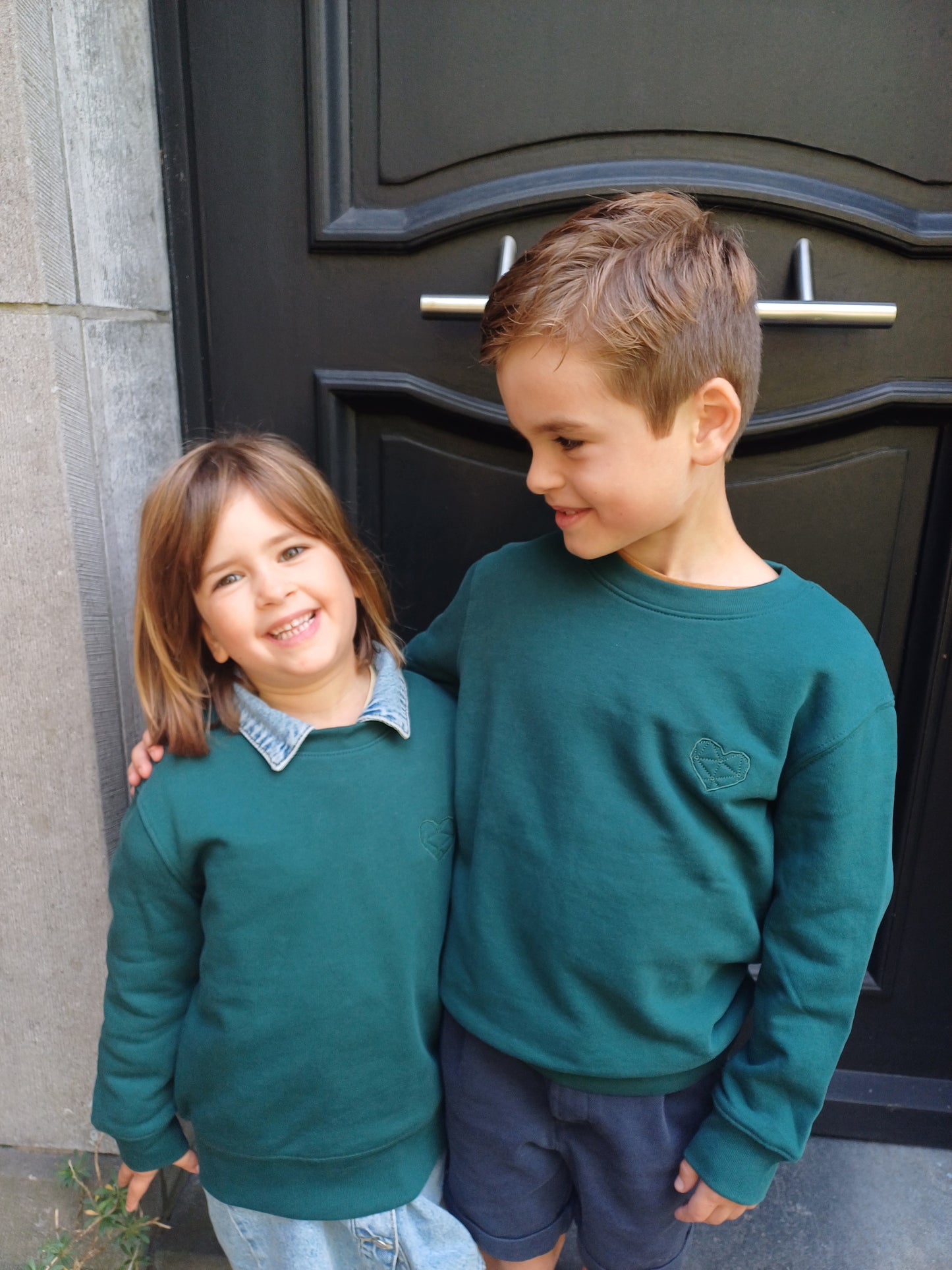 KIDS sweater green heart