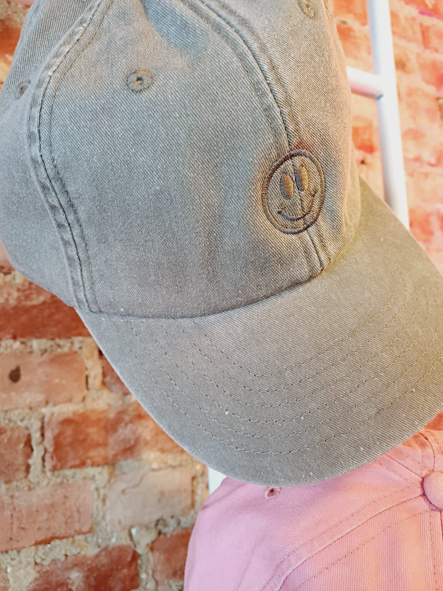 Cap Smiley grey