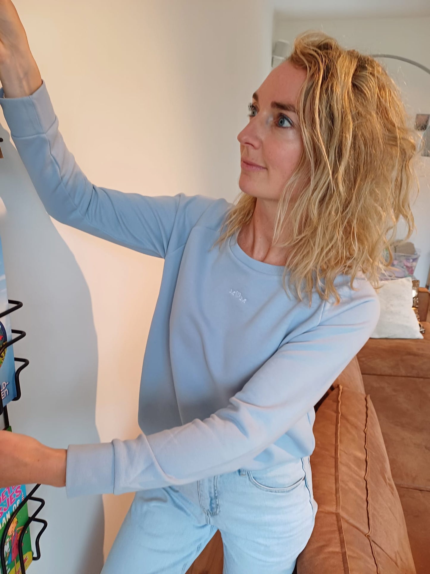 MOM sweater (blue)